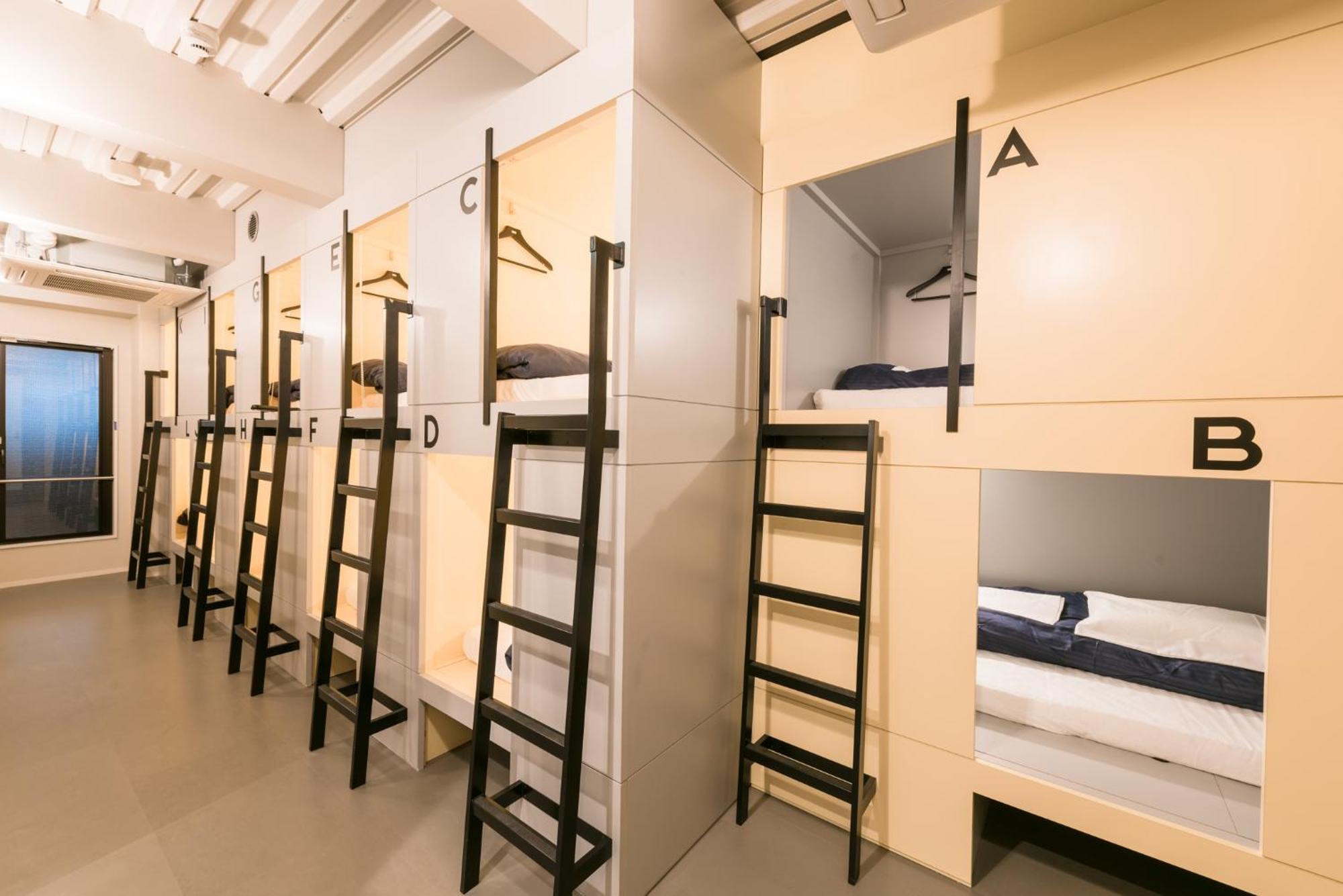 &And Hostel Kuramae West Токіо Екстер'єр фото